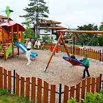Eve Santa Marina - Sea, Pools, Relax Apartment *