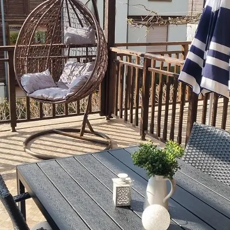 Eve Santa Marina - Sea, Pools, Relax شقة