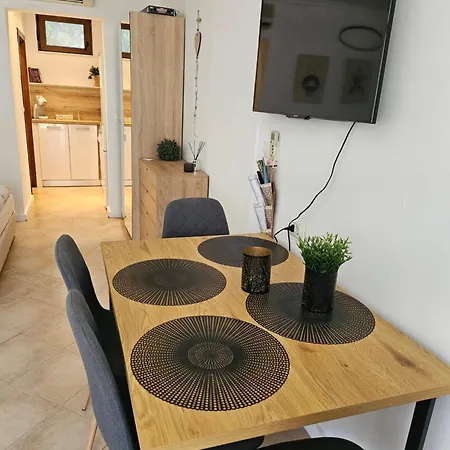 Διαμέρισμα Eve Santa Marina - Sea, Pools, Relax *