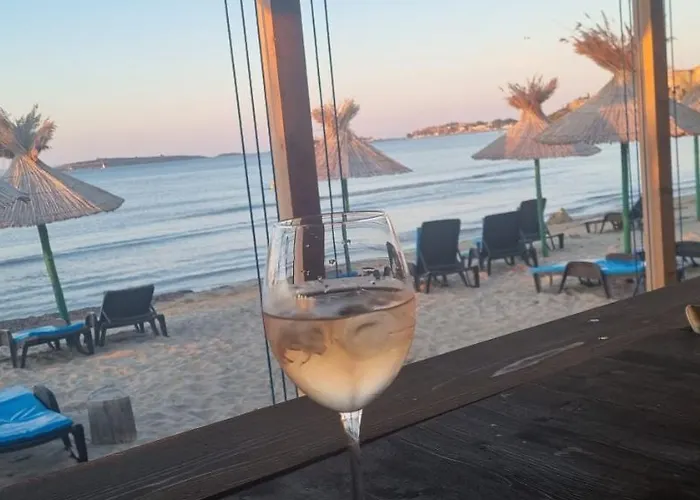 Eve Santa Marina - Sea, Pools, Relax Daire *