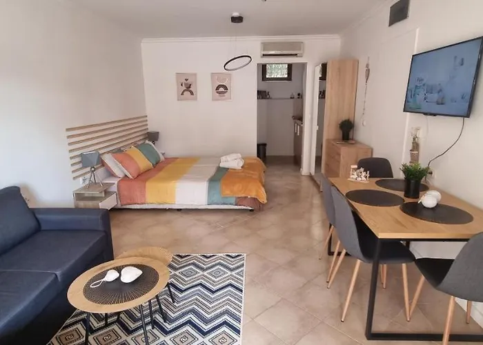 Eve Santa Marina - Sea, Pools, Relax Apartment *