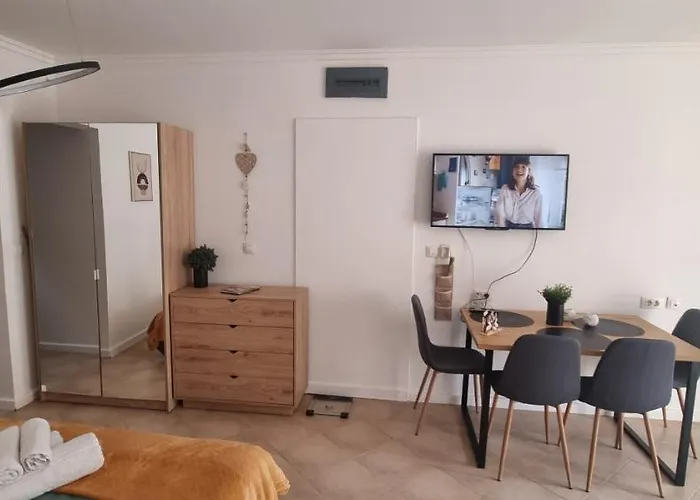 Eve Santa Marina - Sea, Pools, Relax Apartment